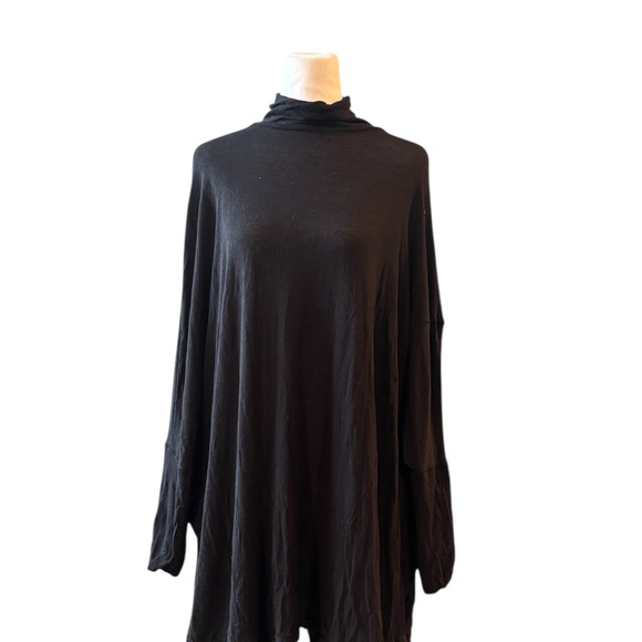 We The Free Black Tunic Top - Picture 2 of 4